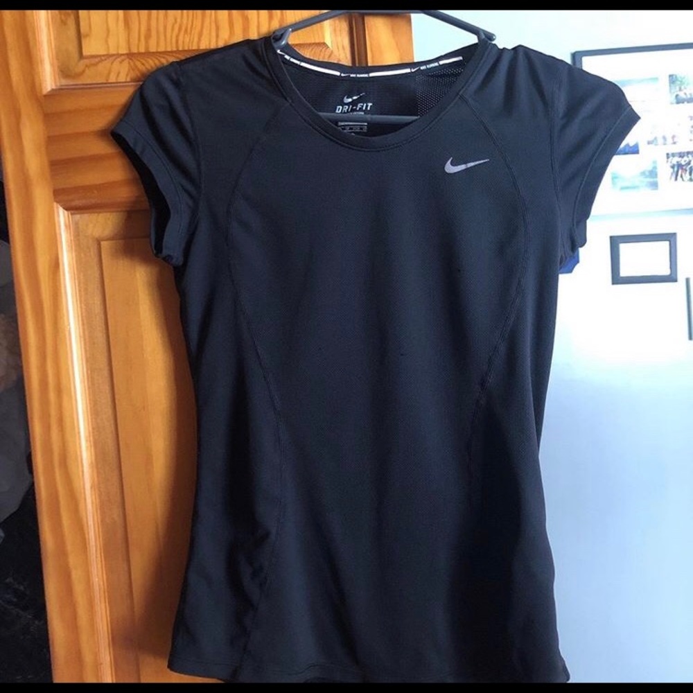 Black Nike running T-shirt